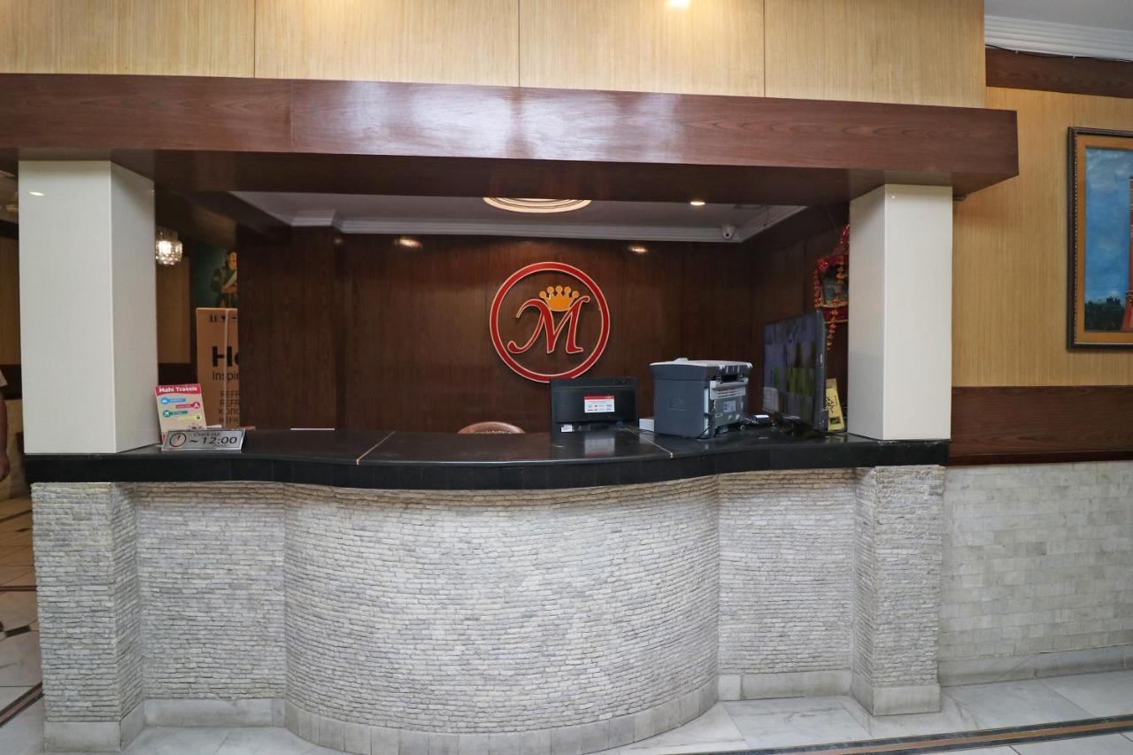 ホテルOyo Flagship 19301 Mezbaan International Naka Hindola ラクナウ エクステリア 写真